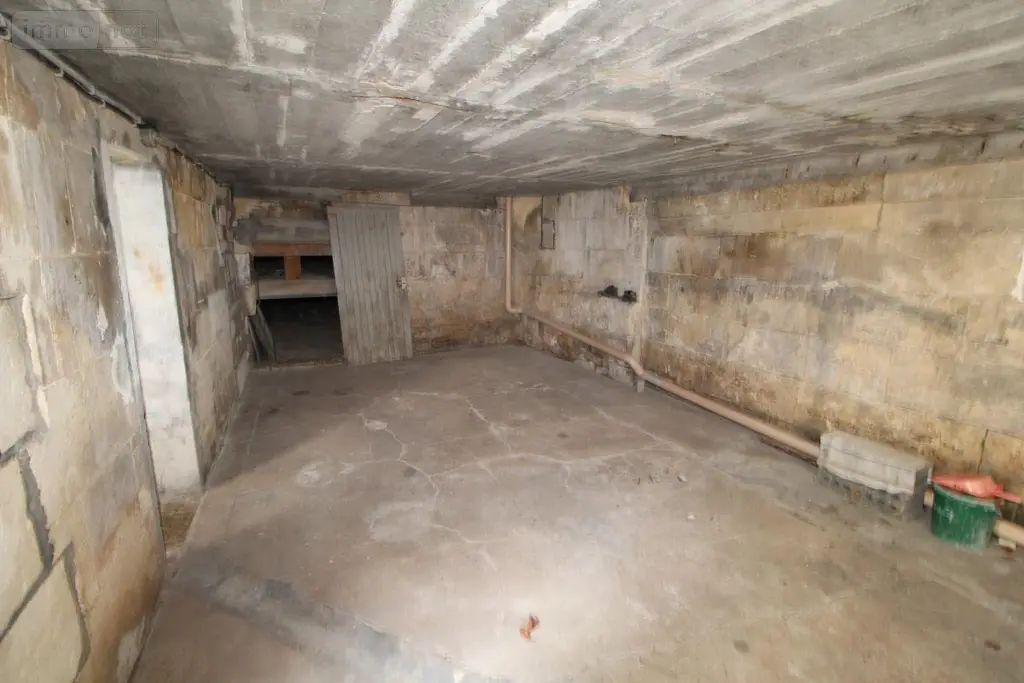 Immeuble de rapport a vendre Saintes 17100 Charente-Maritime 17 85 m2 236070 euros 17111-649 016