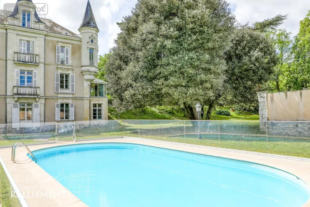 Maison a vendre Angers 49000 Maine-et-Loire 49 282 m2 10 pièces 1580000 euros 49009-1373 015