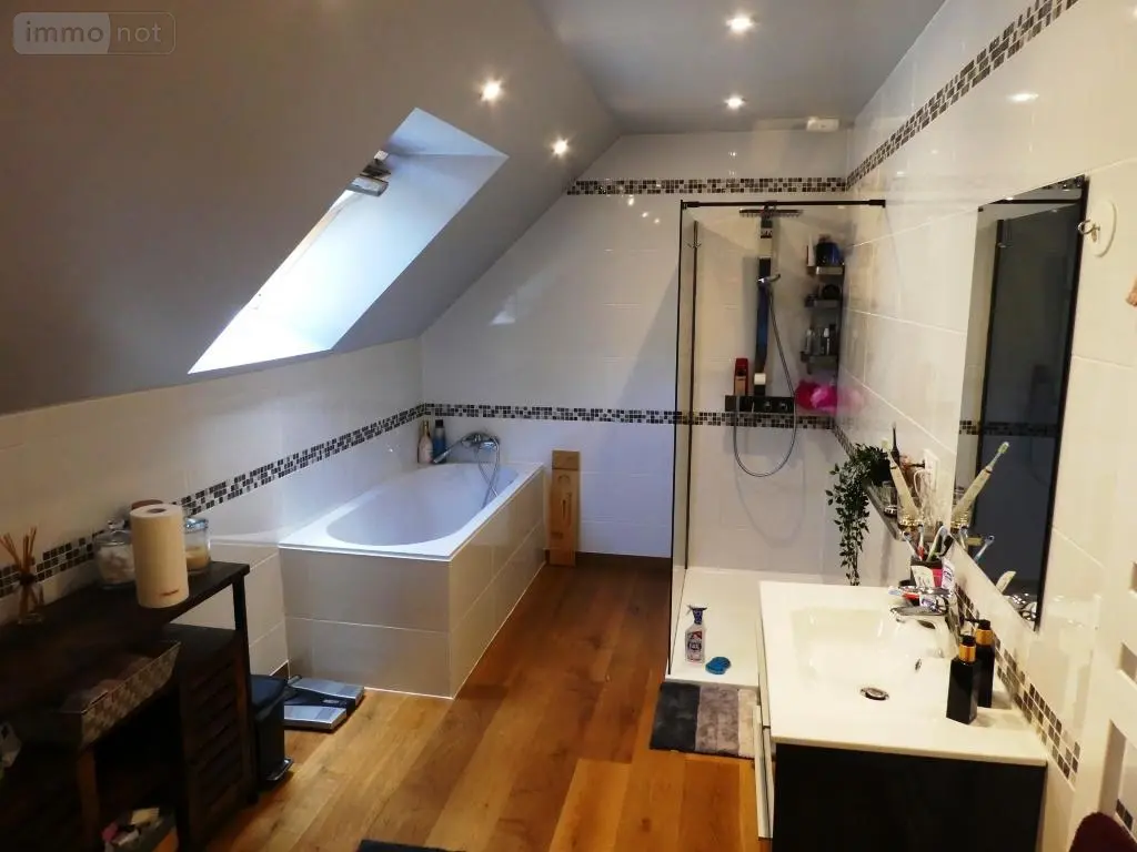 Maison a vendre Plouray 56770 Morbihan 56 700 m2 19 pièces 800680 euros 56075-2235 031