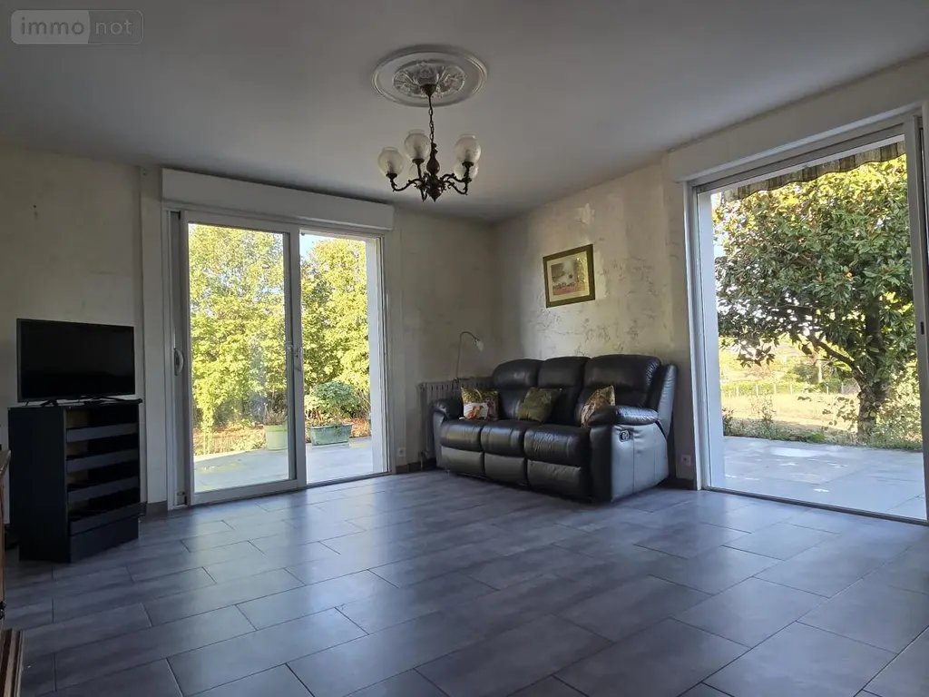 Maison a vendre Château-Gontier-sur-Mayenne 53200 Mayenne 53 143 m2 7 pièces 260500 euros 53073-1789 006