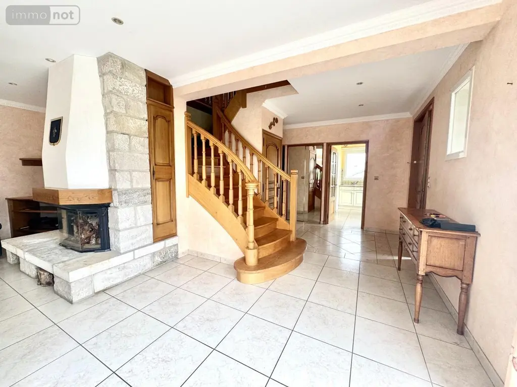 Maison a vendre Saint-Chély-d'Apcher 48200 Lozère 48 180 m2 369000 euros 48032-208 007