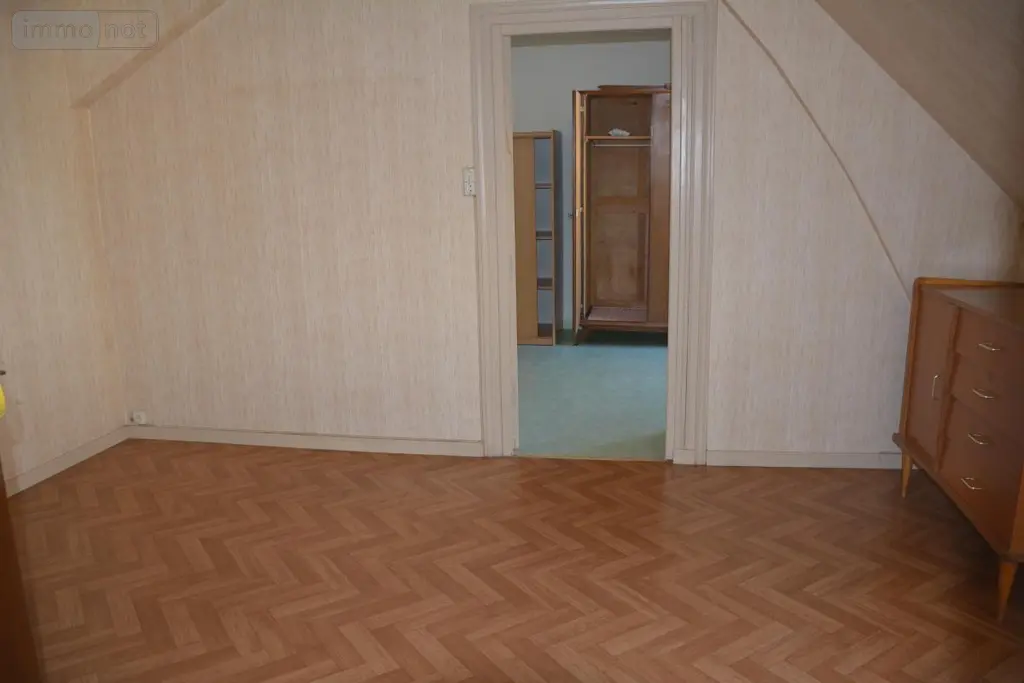 Maison a vendre Viré-en-Champagne 72350 Sarthe 72 77 m2 6 pièces 85600 euros 53039-357 005
