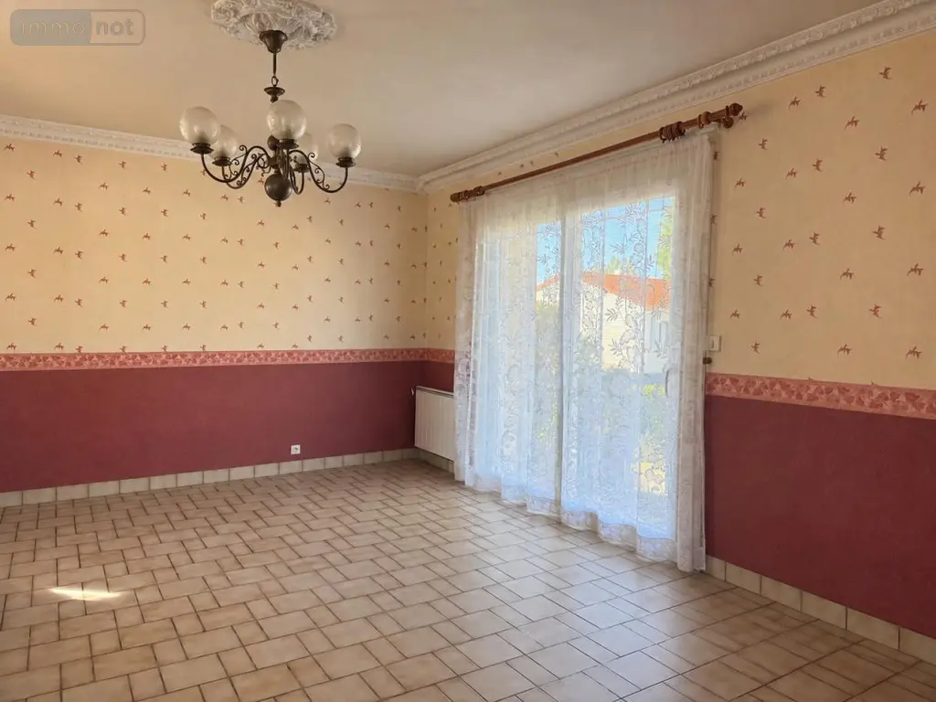 Maison a vendre La Jubaudière 49510 Maine-et-Loire 49 114 m2 5 pièces 199120 euros 49058-1598 006