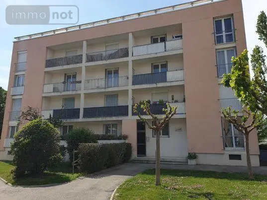 Appartement a vendre Pierrelatte 26700 Drôme 26 74 m2 3 pièces 84500 euros 26060-808 003