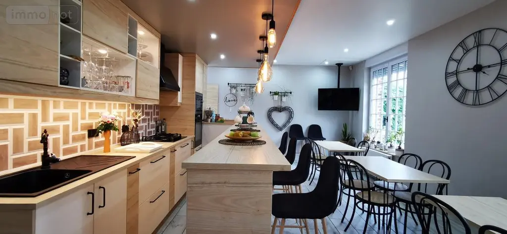Immeuble de rapport a vendre Bapaume 62450 Pas-de-Calais 62 323 m2 544960 euros 62017-3313 002