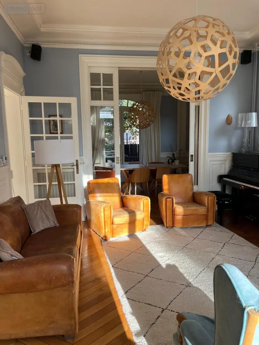 Maison a vendre Châlons-en-Champagne 51000 Marne 51 325 m2 10 pièces 598500 euros 51084-1223 010