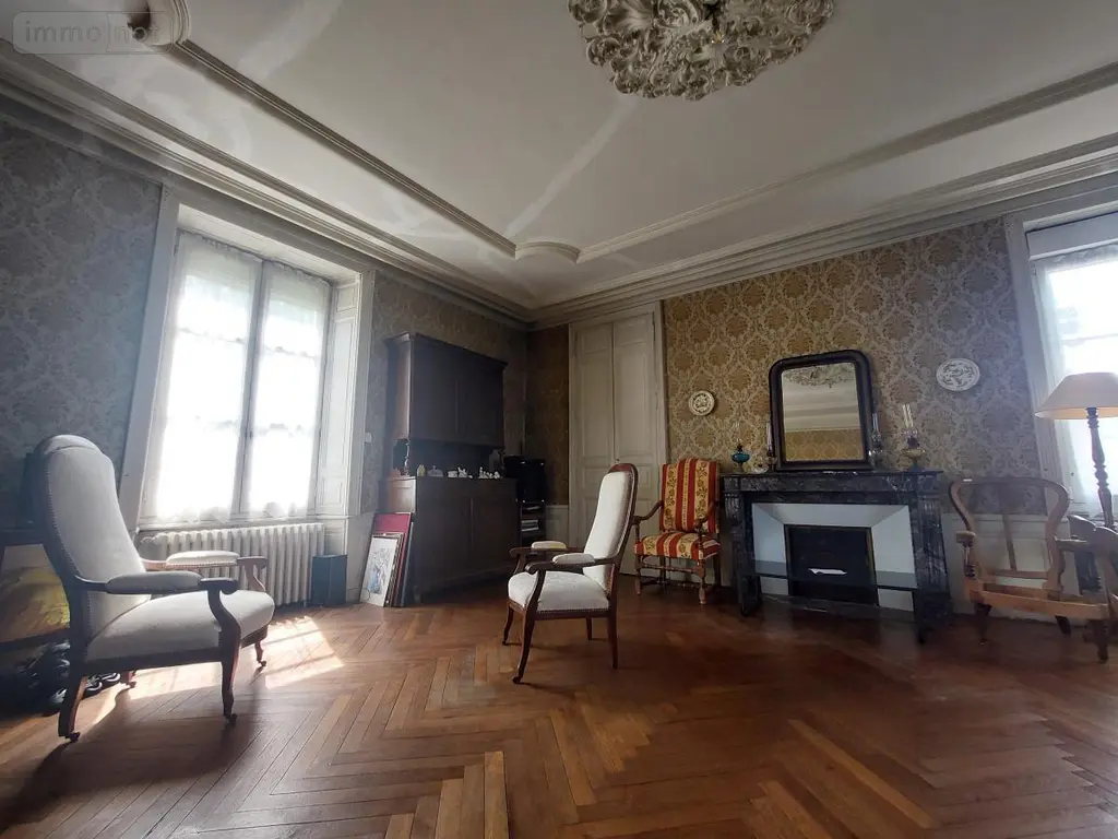 Maison a vendre Renazé 53800 Mayenne 53 231 m2 10 pièces 230500 euros 53032-1074 002
