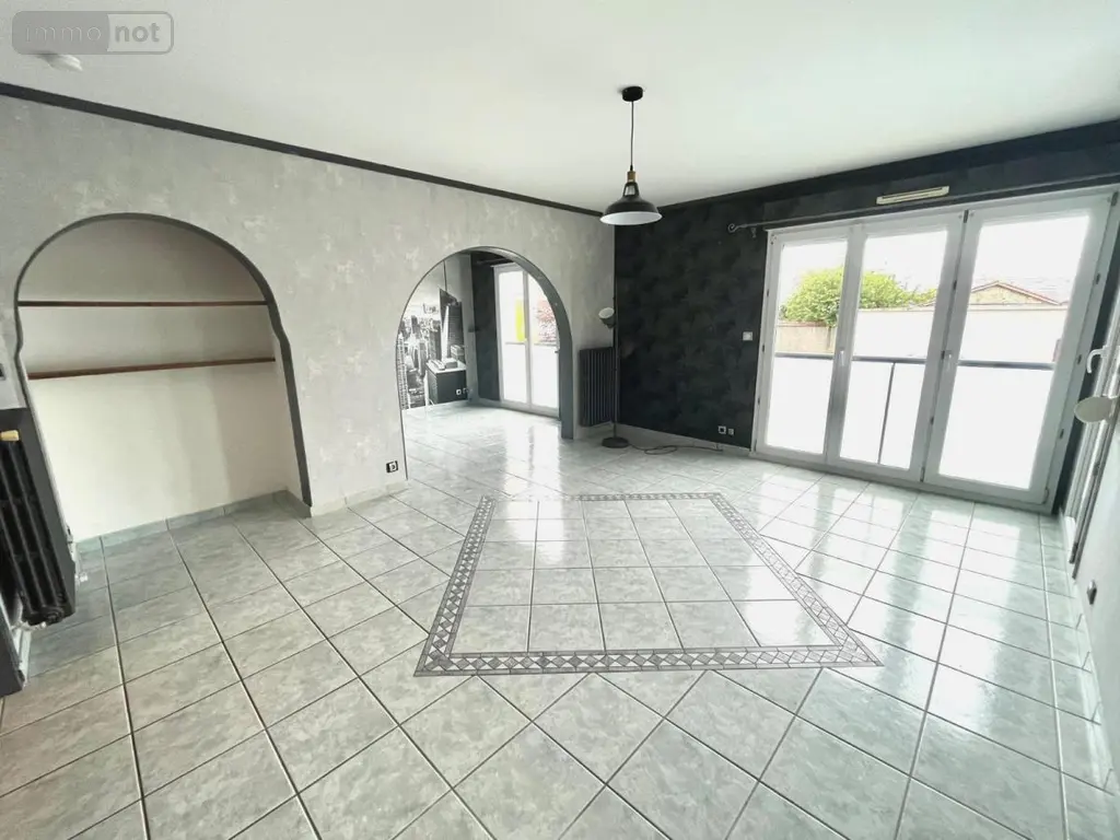 Location appartement Reims 51100 Marne 51 76 m2 4 pièces 875 euros 51047-L166 005