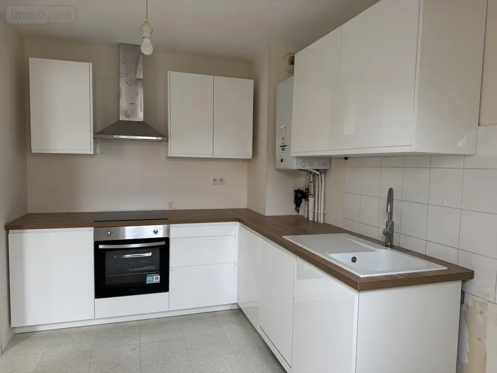 Location appartement Fouilloy 80800 Somme 80 55 m2 630 euros 80121-L622 001