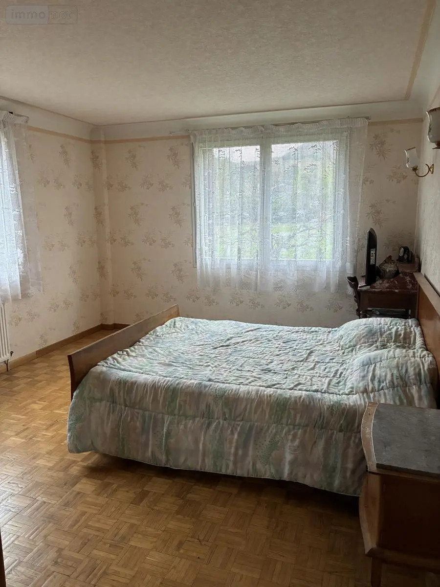 Maison a vendre Saint-Affrique 12400 Aveyron 12 146 m2 8 pièces 259000 euros 12051-15 013