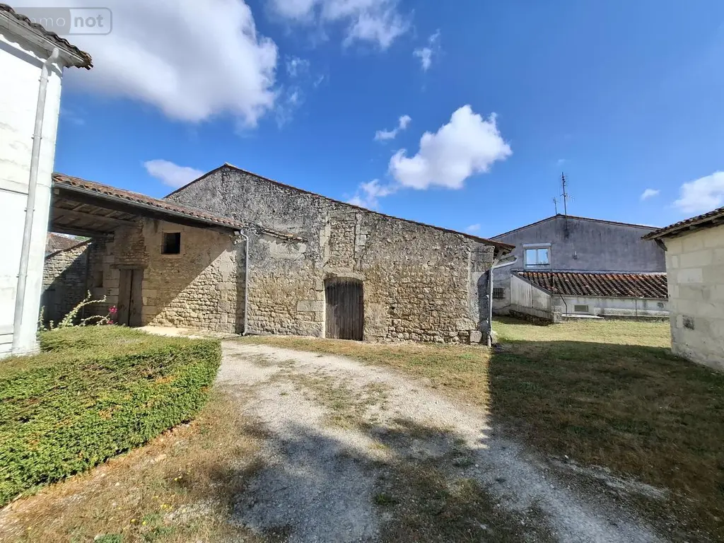 Maison a vendre Les Gonds 17100 Charente-Maritime 17 158 m2 5 pièces 395000 euros 17111-755 020
