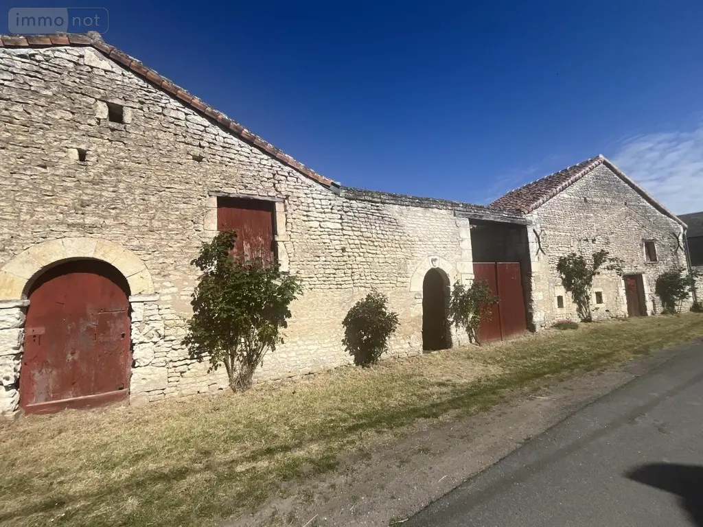 Maison a vendre La Tour-Saint-Gelin 37120 Indre-et-Loire 37 200 m2 95400 euros 37060-2350 001