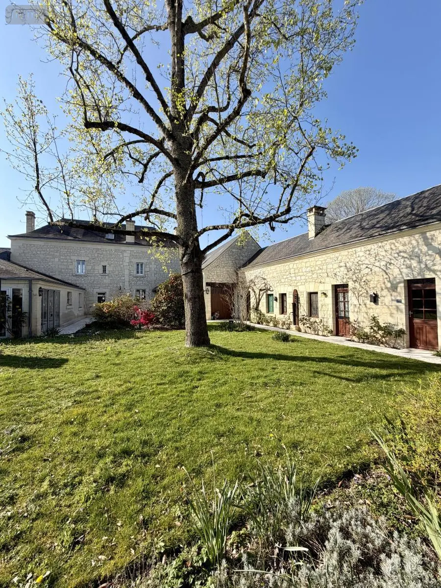 Maison a vendre Bourgueil 37140 Indre-et-Loire 37 297 m2 453200 euros 49076-352 002