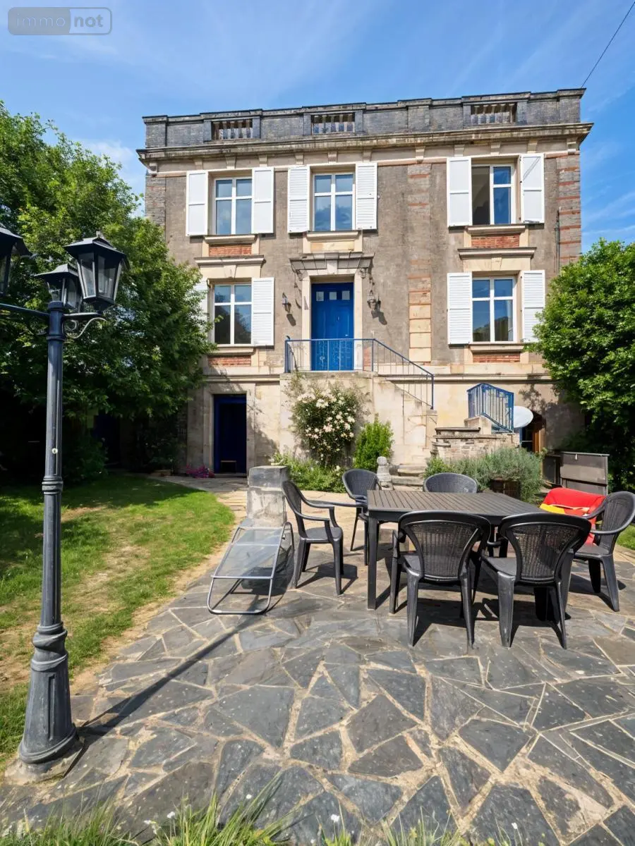 Maison a vendre Loire-Authion 49250 Maine-et-Loire 49 300 m2 8 pièces 488250 euros 49114-822 001