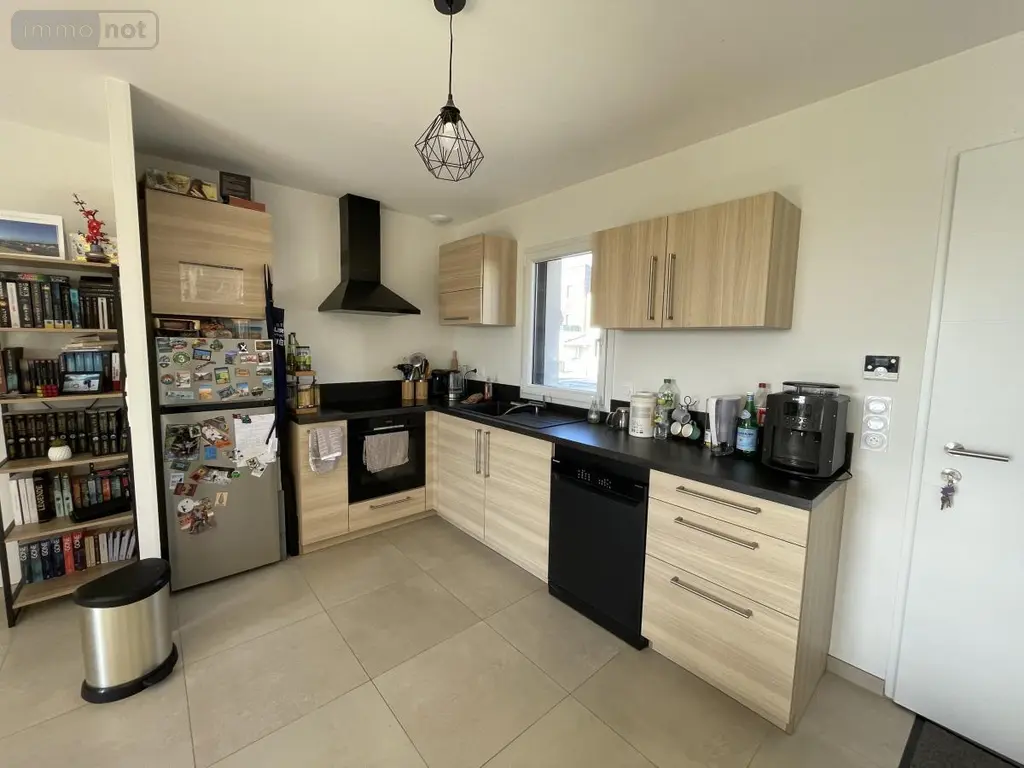 Location maison Saint-Père-Marc-en-Poulet 35430 Ille-et-Vilaine 35 99 m2 4 pièces 1265 euros 35084-L376 004