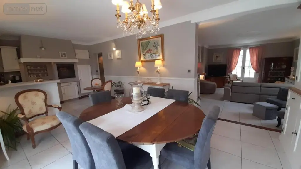 Maison a vendre Vivy 49680 Maine-et-Loire 49 180 m2 8 pièces 317900 euros 49076-320 015