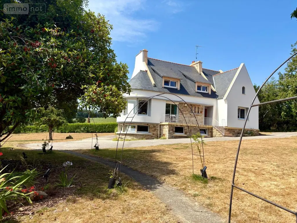 Maison a vendre Saint-Hernin 29270 Finistère 29 191 m2 8 pièces 346500 euros 29066-3933 001