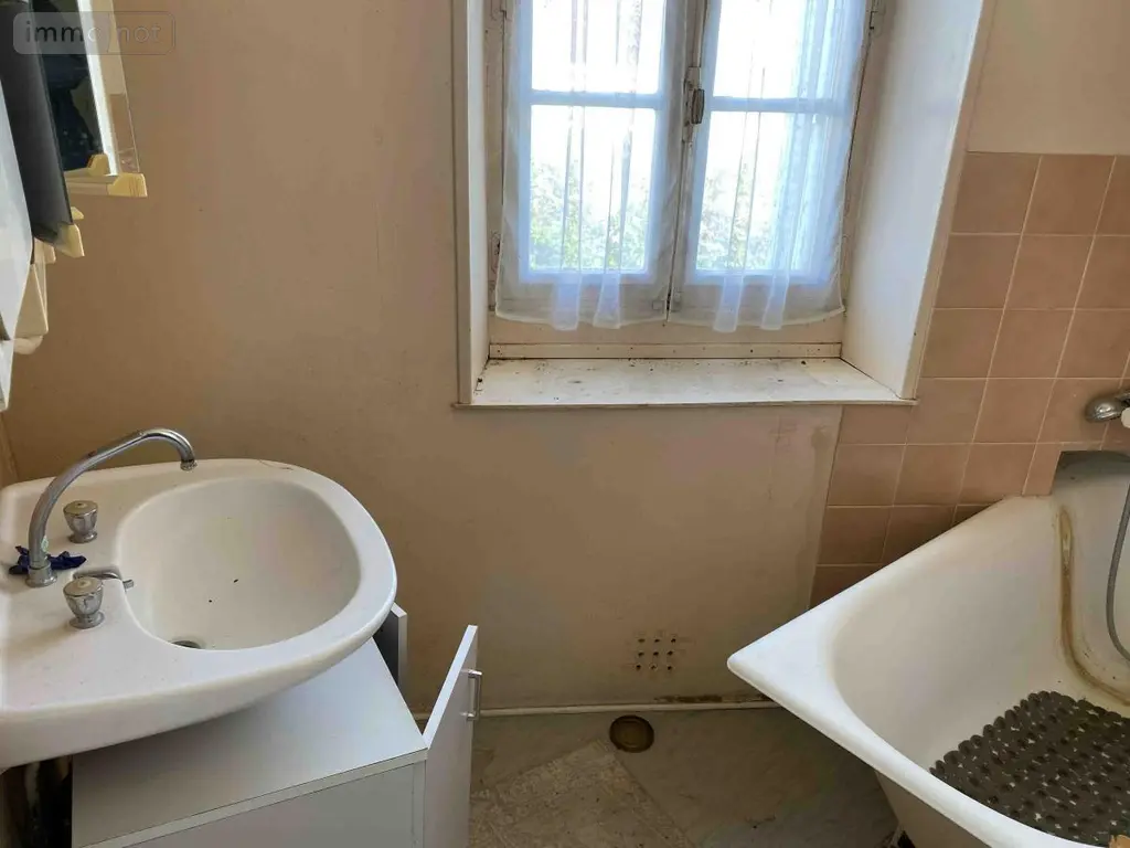 Maison a vendre Crocy 14620 Calvados 14 150 m2 8 pièces 127100 euros 61030-1263 020