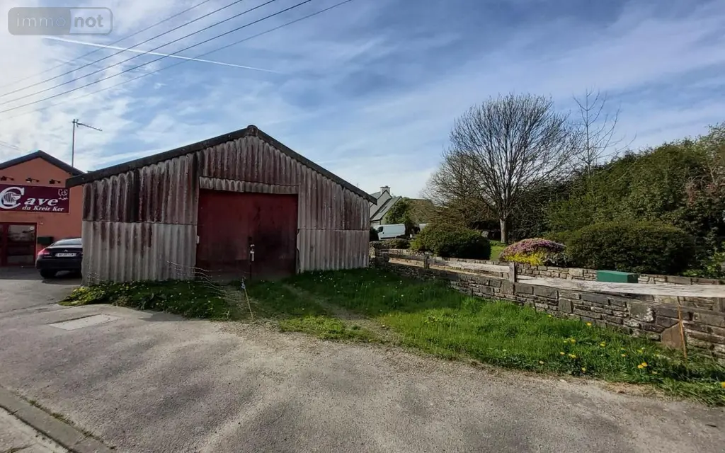 Garage et parking a vendre Carhaix-Plouguer 29270 Finistère 29 262 m2 52500 euros 29066-3860 002