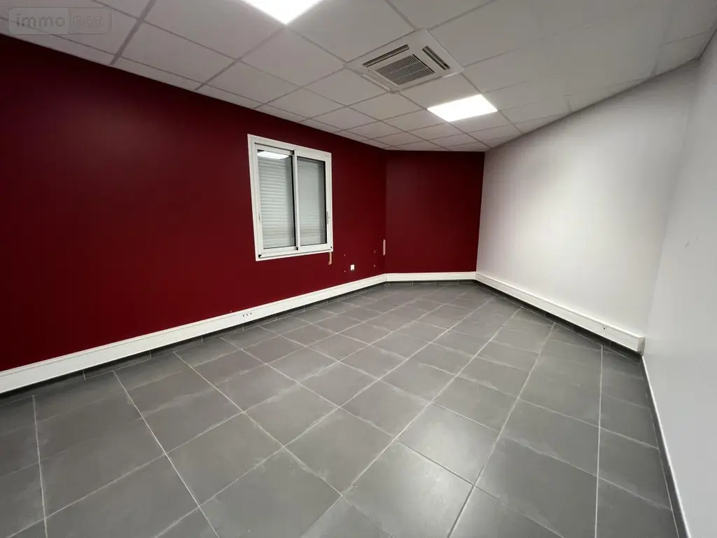 Fonds et murs commerciaux a vendre Huillé-Lézigné 49430 Maine-et-Loire 49 248 m2 9 pièces 209000 euros 49050-552 005