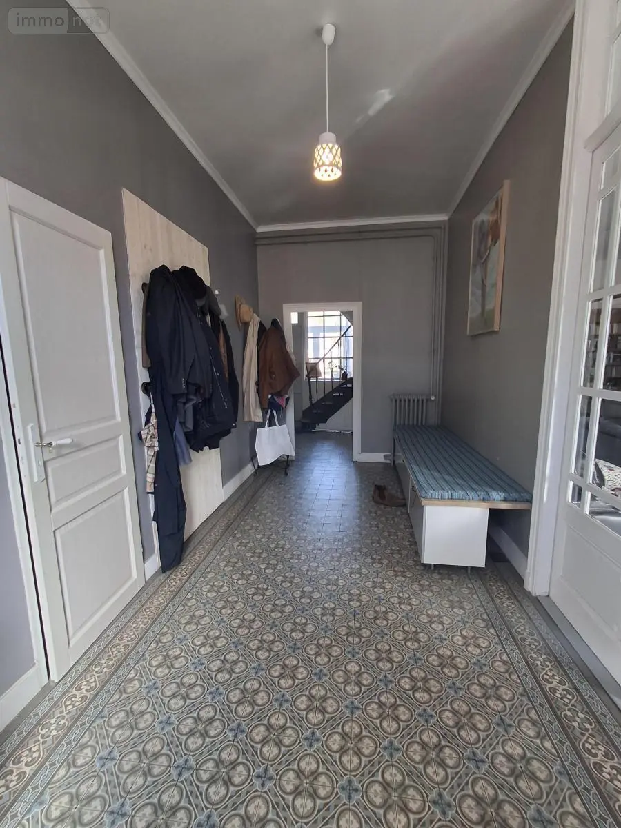 Maison a vendre La Flèche 72200 Sarthe 72 300 m2 10 pièces 322400 euros 72042-504 003