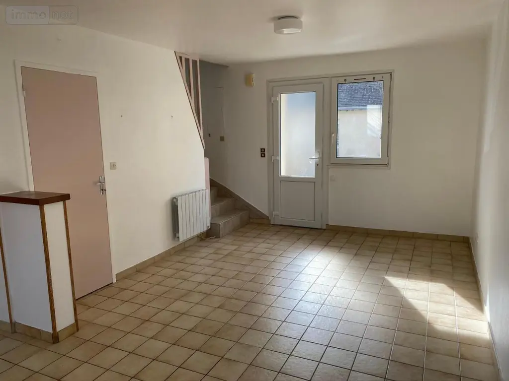 Location maison Évron 53150 Mayenne 53 44 m2 2 pièces 370 euros 53078-L167 004