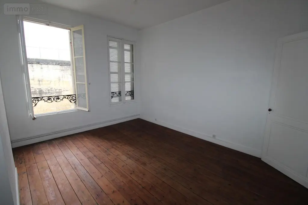 Immeuble de rapport a vendre Saintes 17100 Charente-Maritime 17 85 m2 236070 euros 17111-649 010