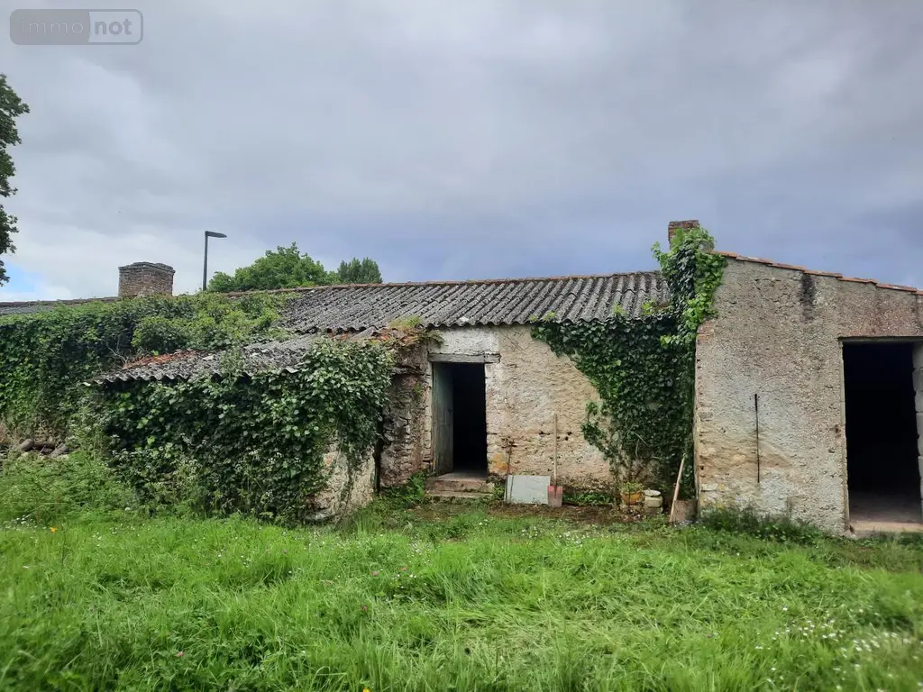 Terrain a batir a vendre Commequiers 85220 Vendée 85 105000 euros 85091-5184 002