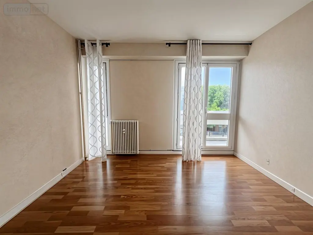 Appartement a vendre Angers 49100 Maine-et-Loire 49 86 m2 4 pièces 241500 euros 49114-831 004