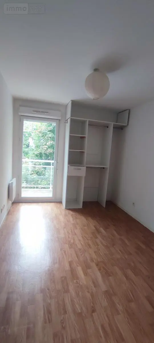 Location appartement Châlons-en-Champagne 51000 Marne 51 70 m2 789 euros 51084-L638 004