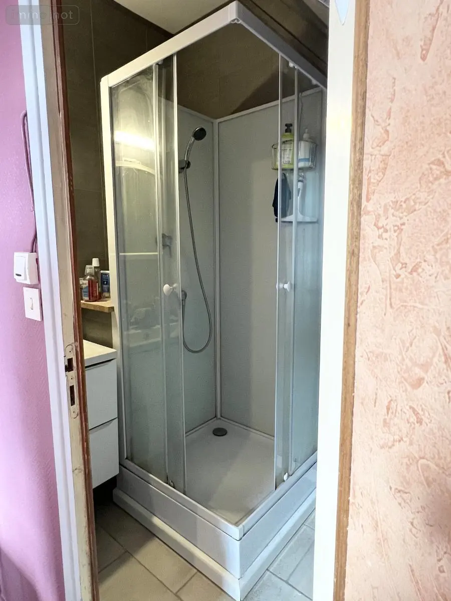 Fonds et murs commerciaux a vendre Oucques La Nouvelle 41290 Loir-et-Cher 41 205 m2 69960 euros 41029-60 004