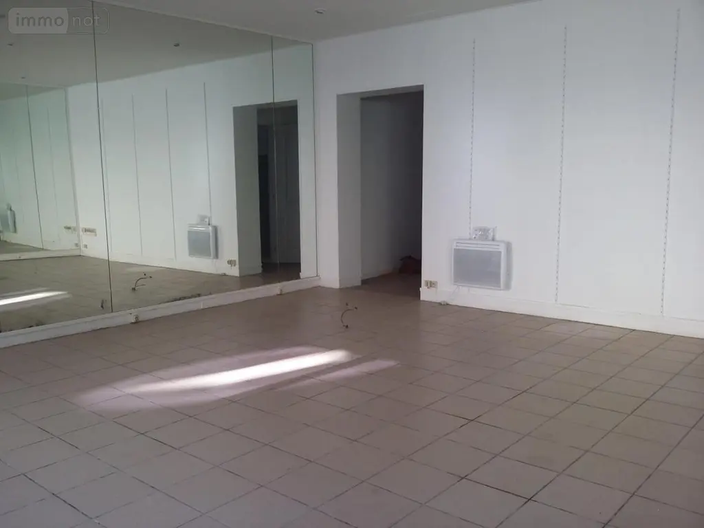 Location fonds et murs commerciaux Orbec 14290 Calvados 14 56 m2 550 euros 14058-L10 003