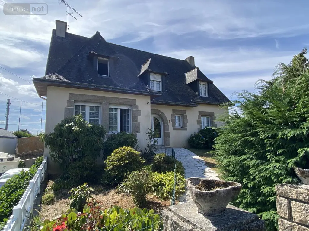 Maison a vendre Loudéac 22600 Côtes-d'Armor 22 216 m2 8 pièces 244400 euros 22110-2177 001