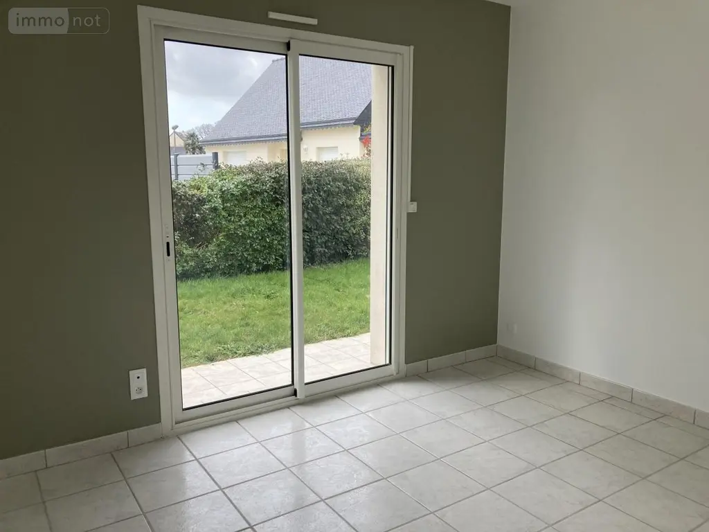 Location maison Ploubezre 22300 Côtes-d'Armor 22 96 m2 4 pièces 900 euros 22086-L61 011