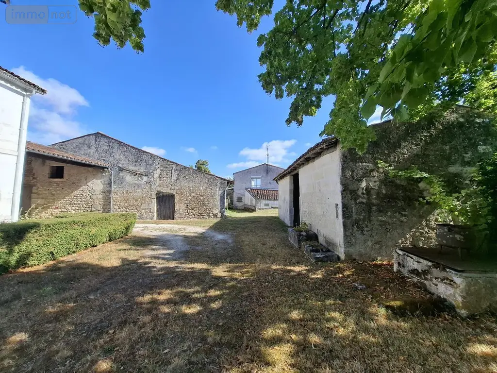 Maison a vendre Les Gonds 17100 Charente-Maritime 17 158 m2 5 pièces 395000 euros 17111-755 004