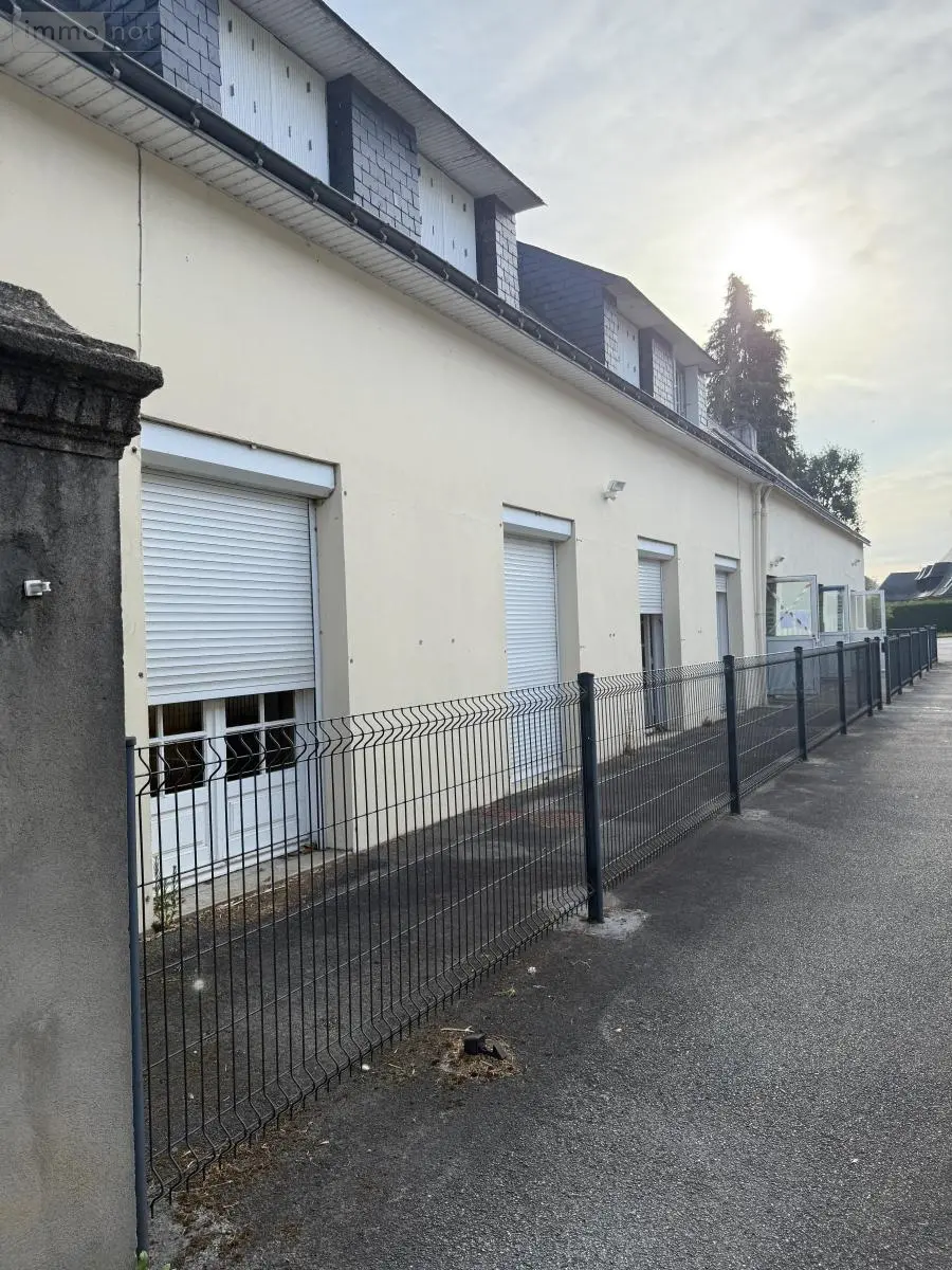 Fonds et murs commerciaux a vendre Malestroit 56140 Morbihan 56 230 m2 364900 euros 56002-1627 002