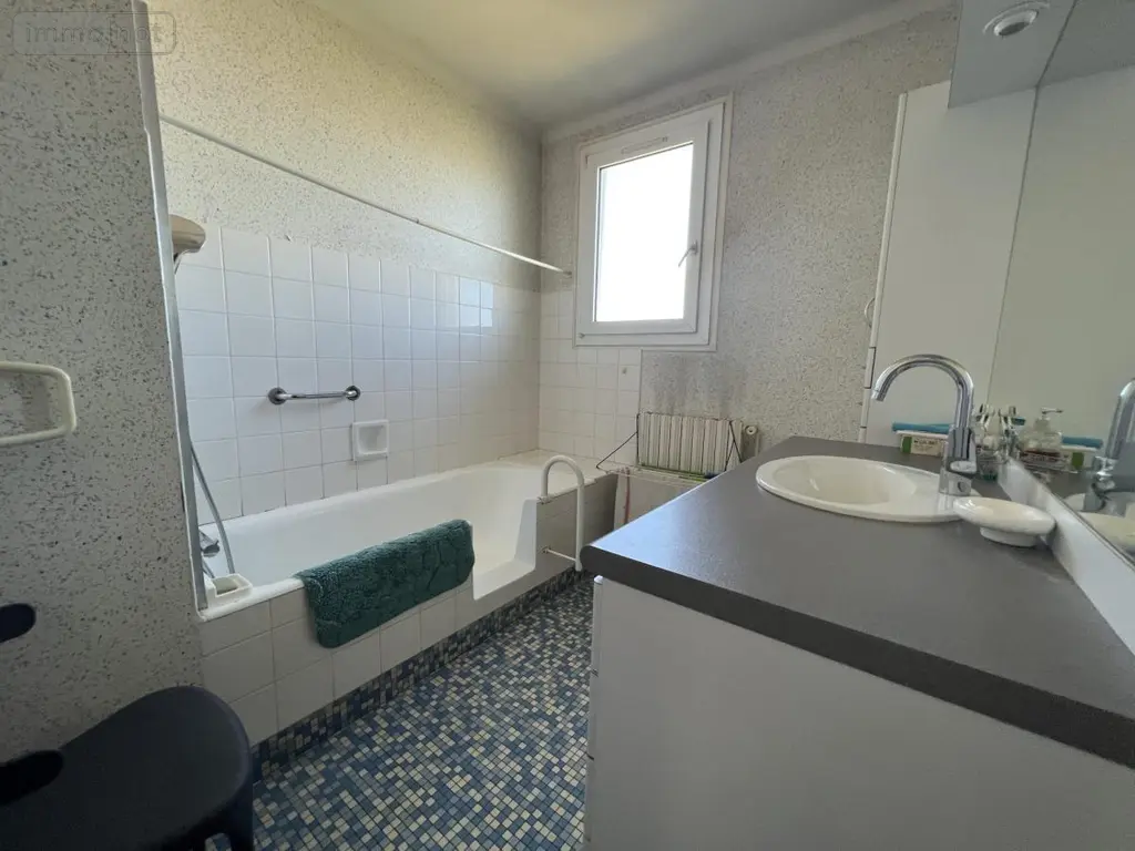 Maison a vendre Châteaugiron 35410 Ille-et-Vilaine 35 98 m2 5 pièces 249800 euros 35018-788 008