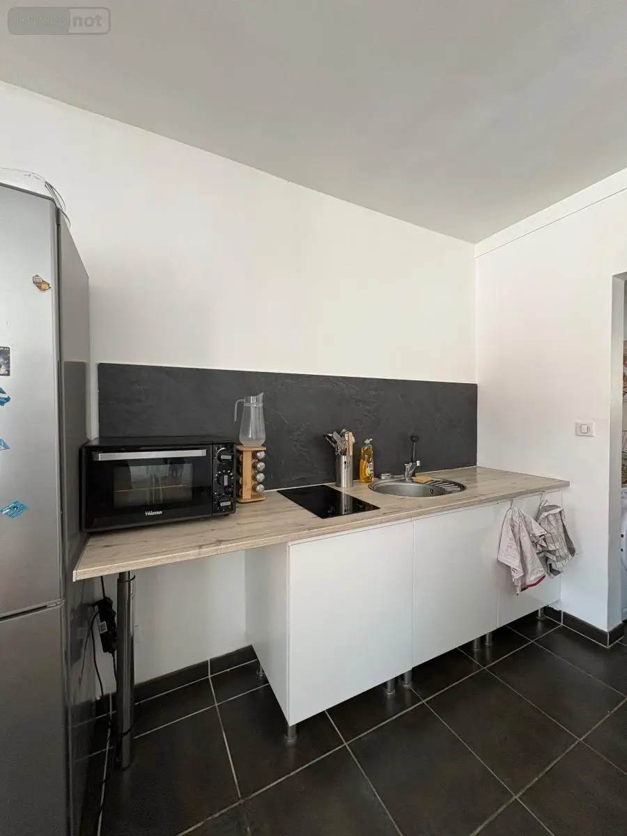 Location appartement Rouen 76000 Seine-Maritime 76 60 m2 3 pièces 750 euros 76012-L8 002