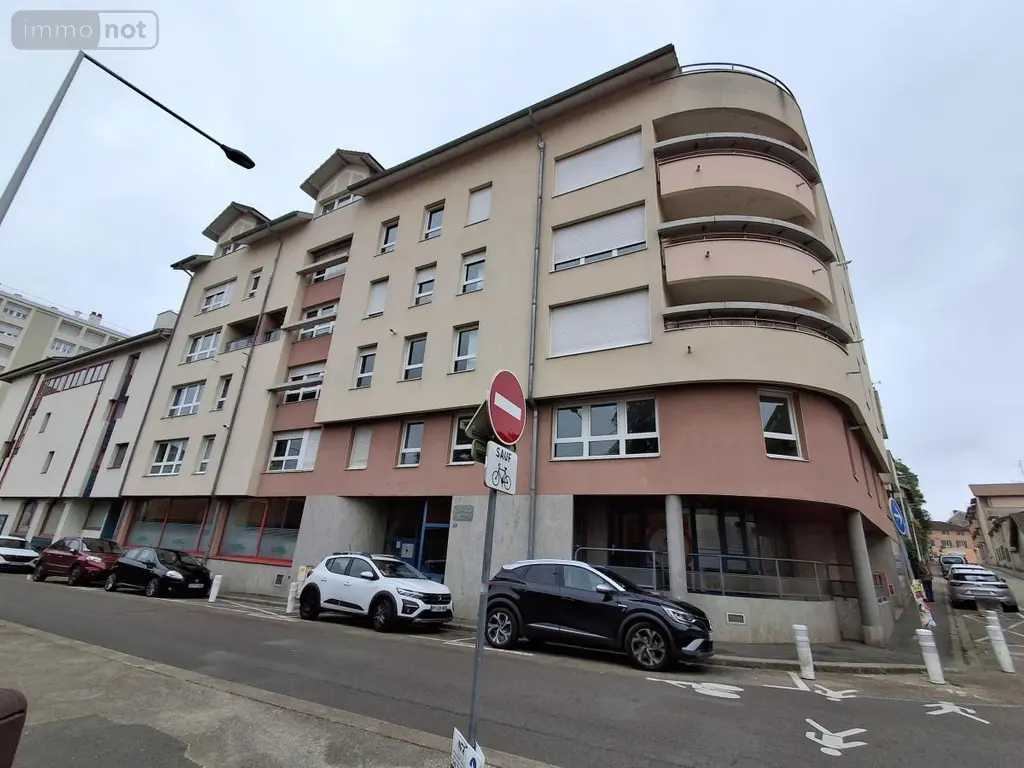 Location appartement Bourg-en-Bresse 01000 Ain 01 76 m2 774 euros 01083-L135 011