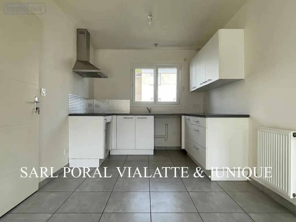 Location maison Ambérieu-en-Bugey 01500 Ain 01 83 m2 4 pièces 987 euros 01031-L735 002