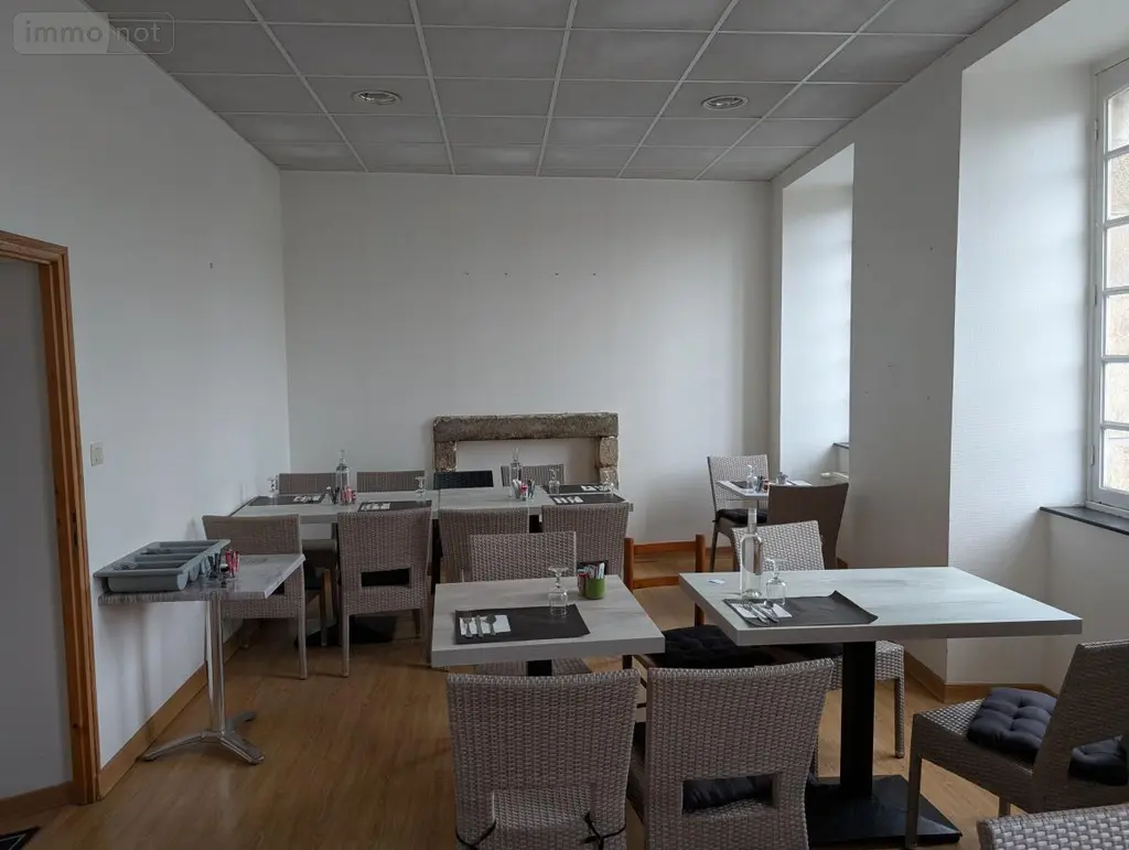 Fonds et murs commerciaux a vendre Lanvollon 22290 Côtes-d'Armor 22 220 m2 148500 euros 22017-1349 002