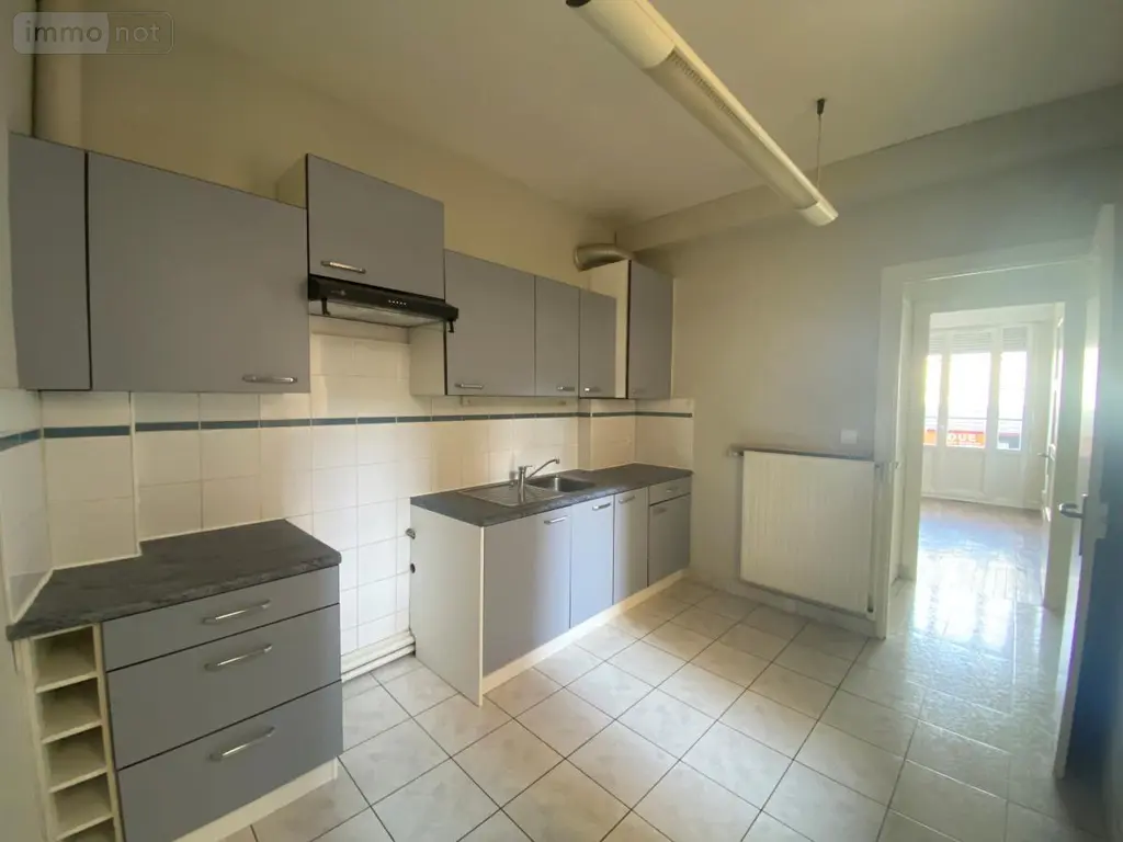 Location appartement Angers 49100 Maine-et-Loire 49 41 m2 700 euros 49009-L118 001