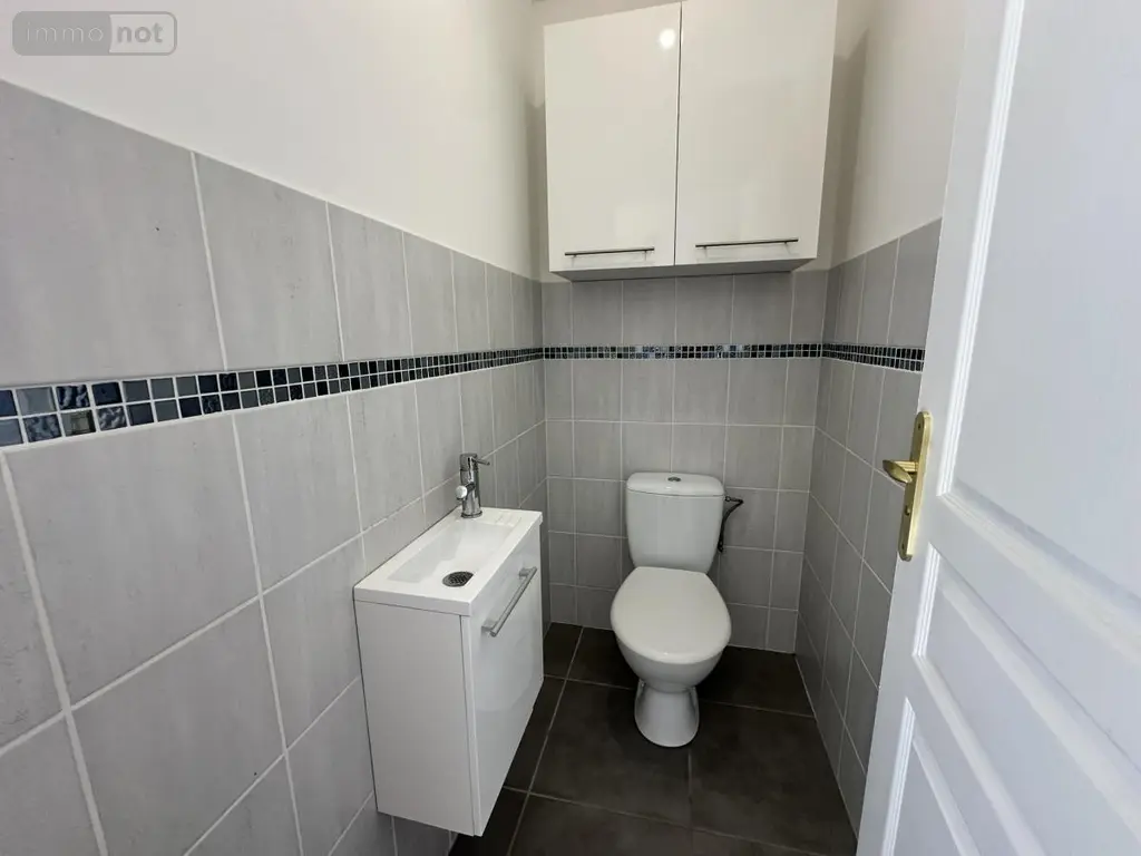 Appartement a vendre Saint-Flour 15100 Cantal 15 50 m2 90100 euros 15046-95 003