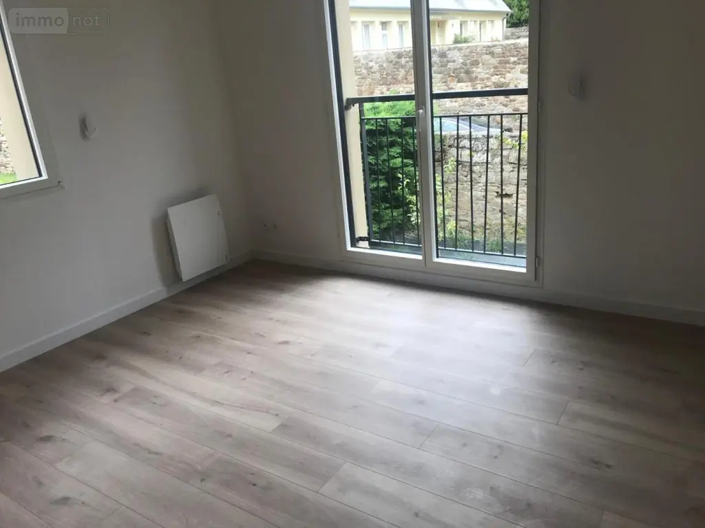 Location appartement Dol-de-Bretagne 35120 Ille-et-Vilaine 35 61 m2 3 pièces 780 euros 35130-L320 008