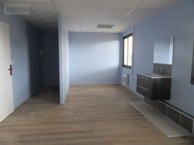 Location fonds et murs commerciaux Montargis 45200 Loiret 45 25 m2 450 euros 45052-L180 001