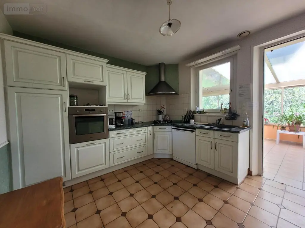 Maison a vendre Sablé-sur-Sarthe 72300 Sarthe 72 139 m2 6 pièces 176800 euros 72068-2189 007