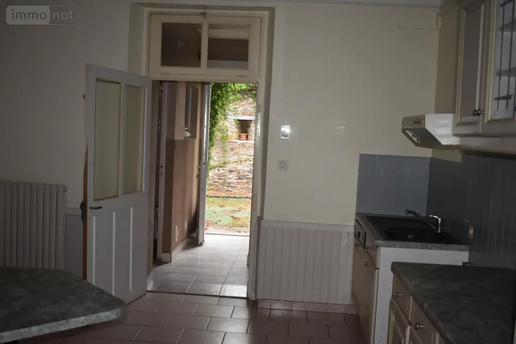 Maison a vendre Candé 49440 Maine-et-Loire 49 205 m2 234500 euros 49095-1664 012