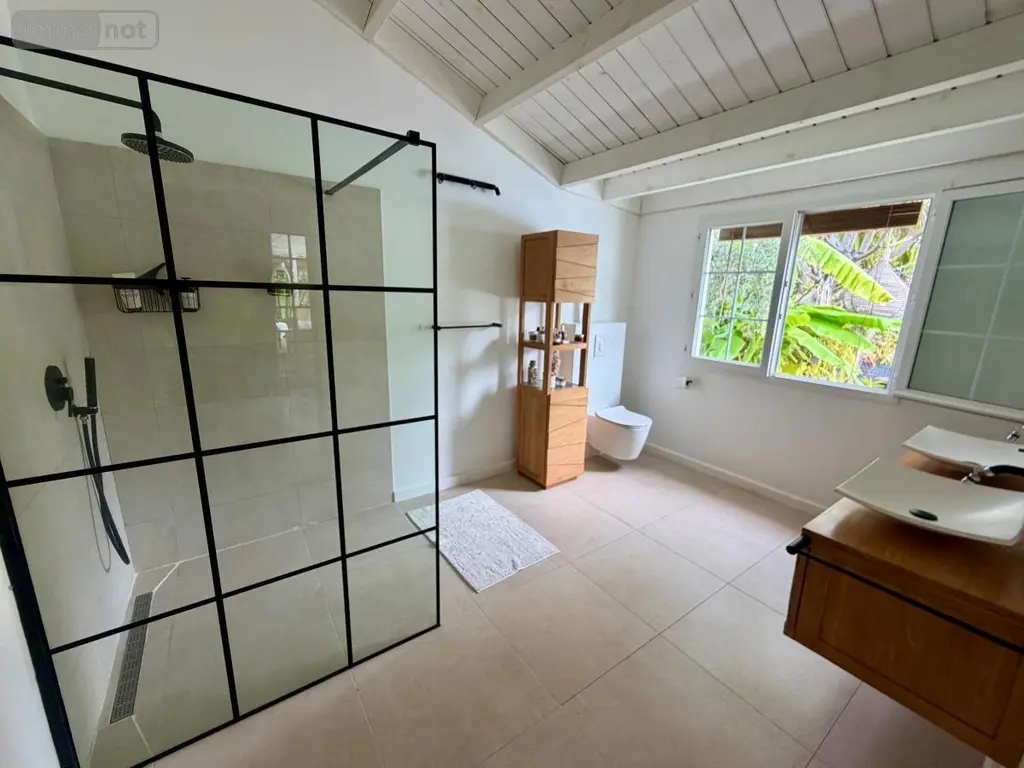 Maison a vendre Saint-Paul 97460 La Réunion 974 135 m2 5 pièces 1350000 euros 97409-351 013