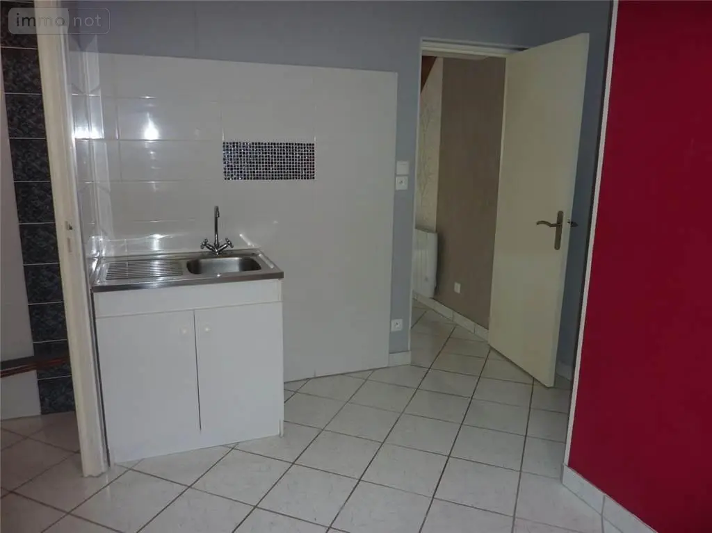 Location maison La Baconnière 53240 Mayenne 53 40 m2 2 pièces 405 euros 53079-L397 005