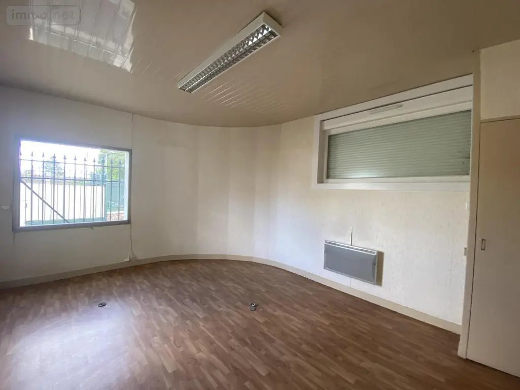 Location fonds et murs commerciaux Proville 59267 Nord 59 587 m2 2500 euros 59079-L170 004